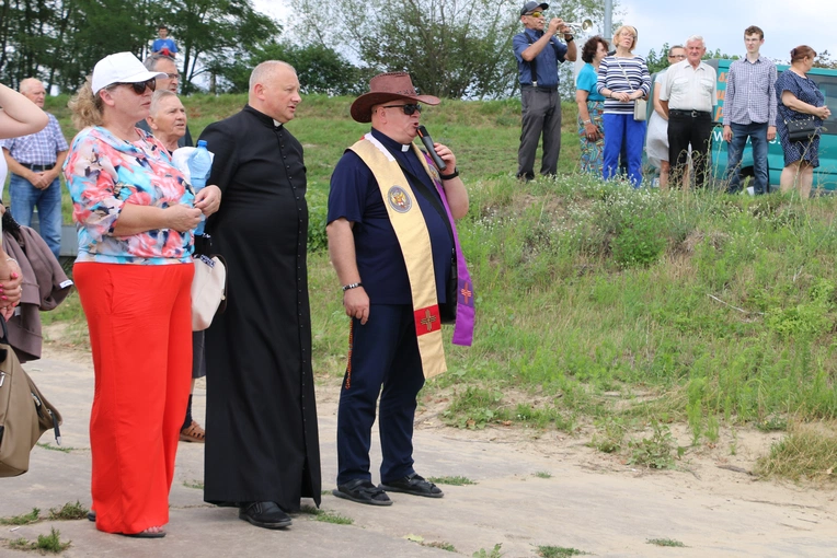 Czerwińsk n. Wisłą. Różaniec na Wiśle