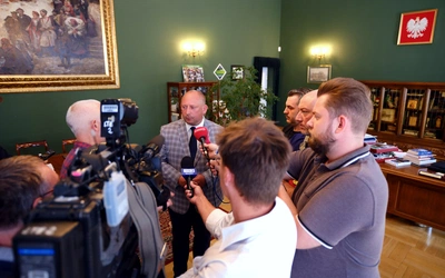 Wojewoda zaskarża strefę