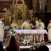 Bp Roman Pindel przewodniczył odpustowej sumie w Cieszynie. 