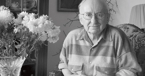 W swojej wieloletniej działalności Zbigniew Jujka wydał ponad 50 albumów i książek rysunkowych. Jest autorem m.in. „Z uśmiechem przez Gdańsk”, „Poprawki do historii” – ponad 300-stronicowego satyrycznego albumu poświęconego dziejom Polski, oraz „Fryderyk Chopin – wariacje na temat”. Zdobywał nagrody międzynarodowe w Berlinie, Tokio, Montrealu, Ankonie, Skopje. Był wielokrotnym laureatem Złotej Szpilki. W latach 1989–1996 pełnił funkcję prezesa Stowarzyszenia Polskich Artystów Karykatury. W 1998 r. został o…