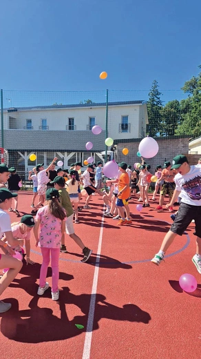 Kolonie były możliwe dzięki wsparciu darczyńców.