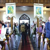 Msza św. jubileuszowa 12 lipca zgromadziła wielu mieszkańców.