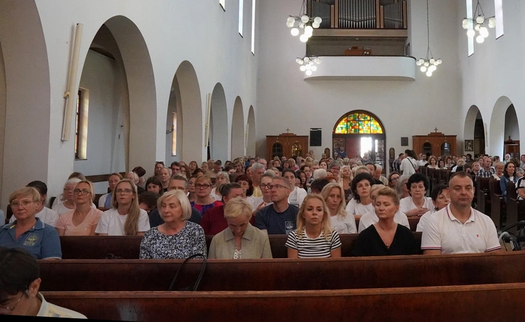 O. John Bashobora w parafii pw. Świętej Rodziny we Wrocławiu
