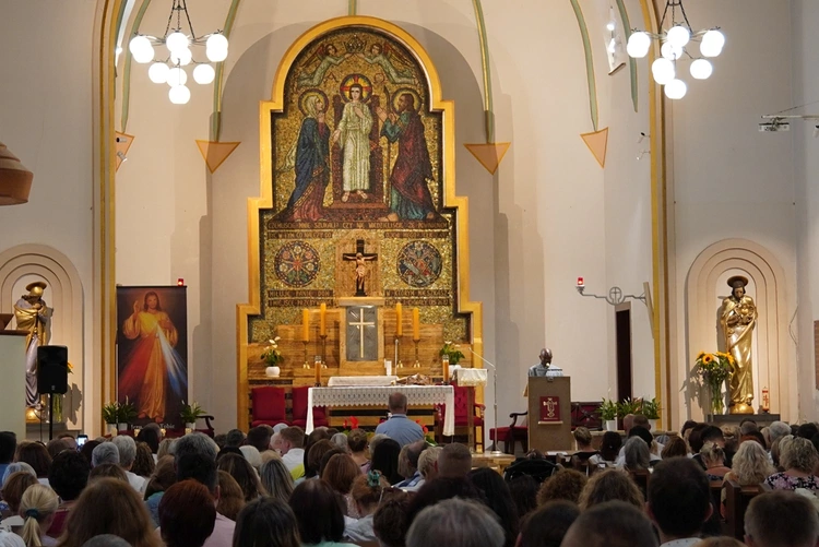 O. John Bashobora w parafii pw. Świętej Rodziny we Wrocławiu