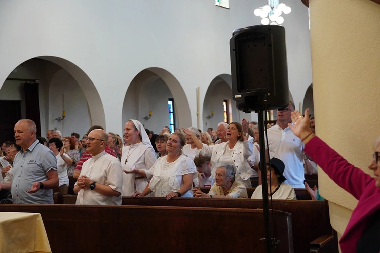 O. John Bashobora w parafii pw. Świętej Rodziny we Wrocławiu