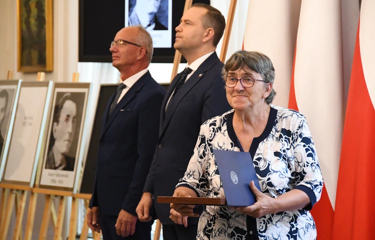 Rodziny zidentyfikowanych bohaterów