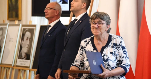 Rodziny zidentyfikowanych bohaterów