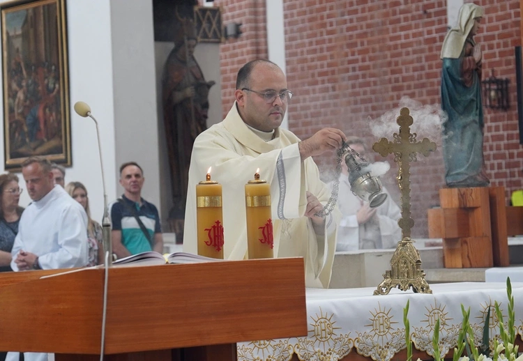 Msza św. z udziałem o. Johna Bashobory w kościele pw. NMP Na Piasku we Wrocławiu