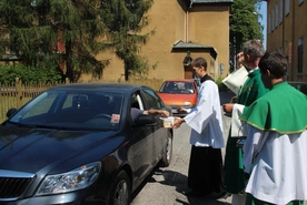 Dzięki 25 latom MIVA Polska kupiono tysiąc samochodów dla misjonarzy