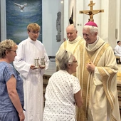 Bp Szkudło do babć, dziadków i osób starszych: Wasza ugruntowana wiara to wielki skarb