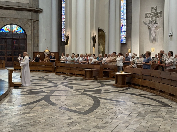 Jubileusz babć, dziadków i osób starszych w katedrze