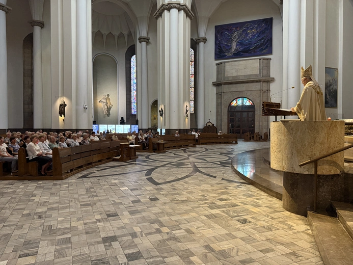 Jubileusz babć, dziadków i osób starszych w katedrze