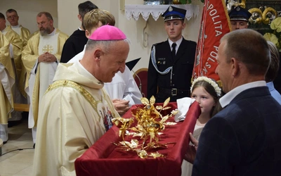 Wspólnota, która błyszczy w blasku Bożej chwały