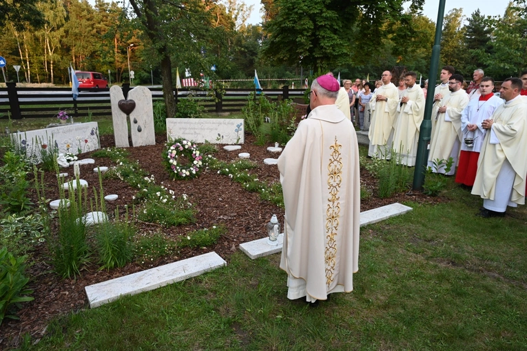 Grób dziecka utraconego w Oleśnie