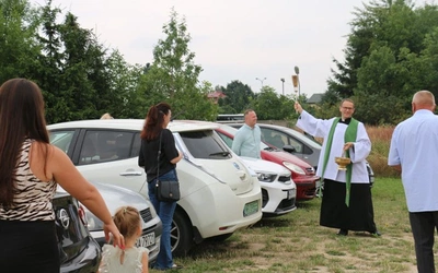 Błogosławieństwo samochodów i kierowców