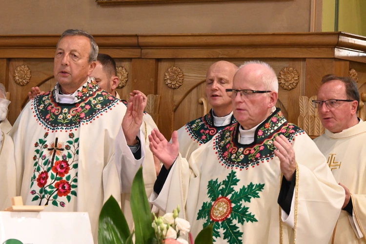 200-lecie parafii w Odrowążu