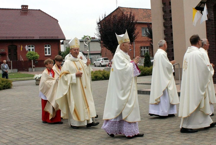 100-lecie parafii w Olszynie 