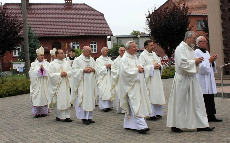 100-lecie parafii w Olszynie 
