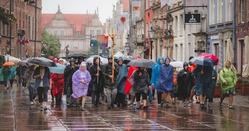 Pielgrzymka to relacje