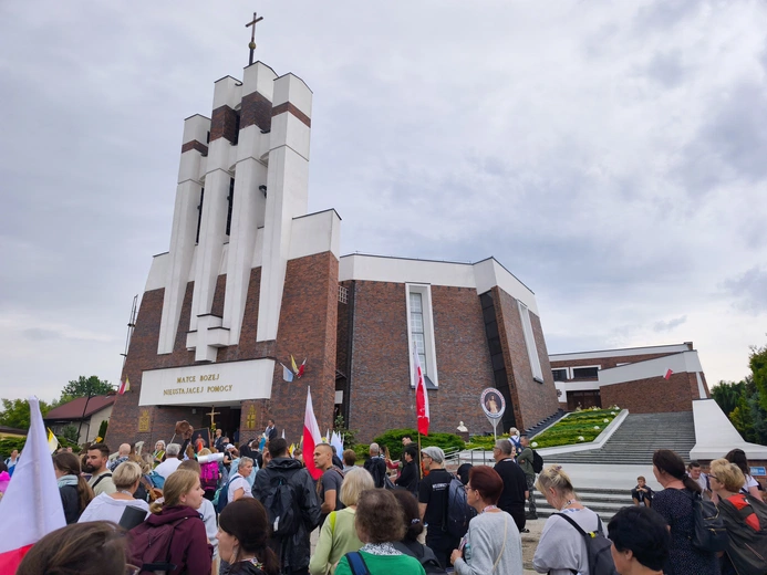 53 kilometry modlitwy, cz. II