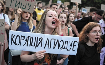 Jaką cenę zapłaci Zełeński za ograniczenie niezależności ukraińskich organów antykorupcyjnych?