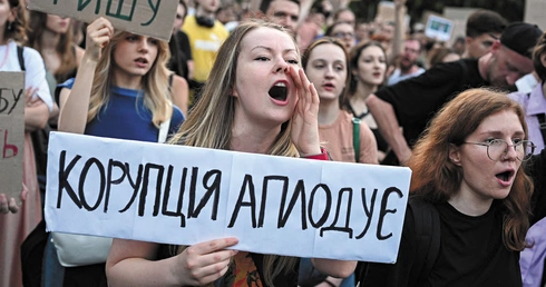 Jaką cenę zapłaci Zełeński za ograniczenie niezależności ukraińskich organów antykorupcyjnych?