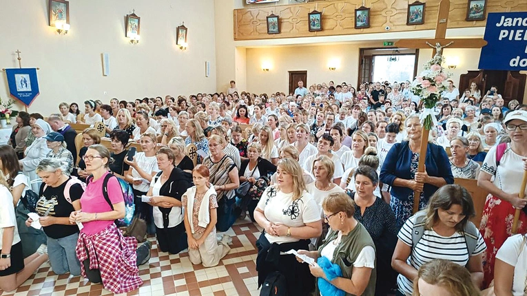 Z roku na rok coraz więcej pań bierze udział w wydarzeniu.