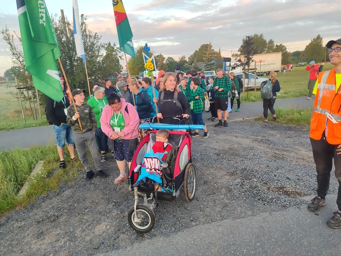 Poranek w kierunku Popielowa