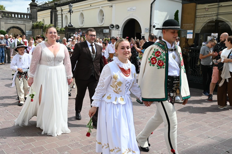 Ponad 7 dni wędrowali do Matki 