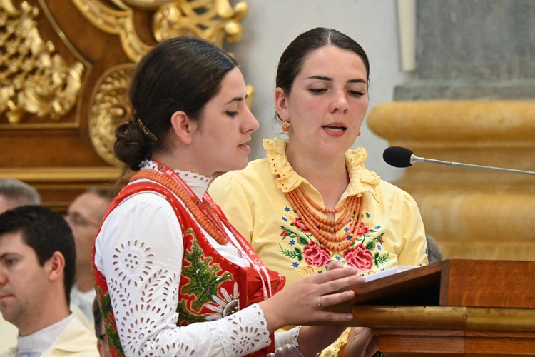 Ponad 7 dni wędrowali do Matki 