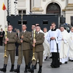 Msza św. i apel poległych na pl. Krasińskich