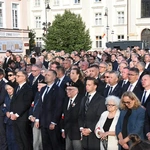 Msza św. i apel poległych na pl. Krasińskich