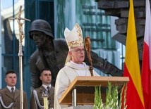 Bp Lechowicz: Powstańcy Warszawscy są dla nas przykładem