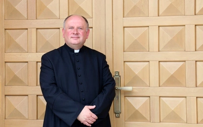 Ks. Mirosław Kszczot zachęca do podjęcia dobrowolnej abstynencji.