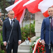Ustępujący i nowy prezdent RP podczas uroczystości upamiętniającej ofiary Rzezi Woli