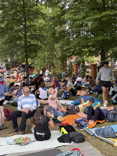 80. Pielgrzymka Rybnicka - postój w Miotku