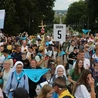 41 tys. kroków dziennie na Jasną Górę. W Polsce trwa szczyt sezonu pielgrzymkowego