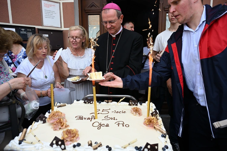 25 lat parafii pw. św. o. Pio na gdańskim Ujeścisku