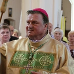 Popowo Kościelne. Poświęcenie cegły z Dzrwi Świętych bazyliki św. Piotra w Watykanie