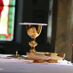 Popowo Kościelne. Poświęcenie cegły z Dzrwi Świętych bazyliki św. Piotra w Watykanie