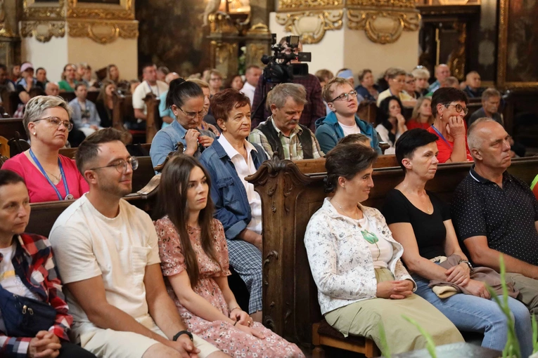 Z Sandomierza na Jasną Górę