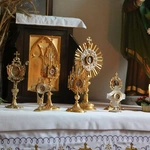 Popowo Kościelne. Poświęcenie cegły z Dzrwi Świętych bazyliki św. Piotra w Watykanie