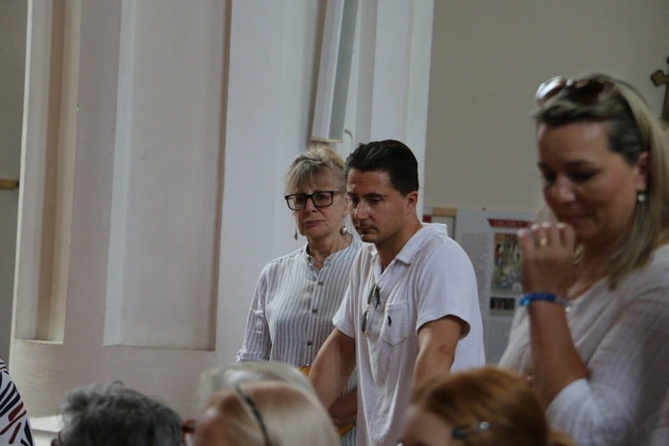 Popowo Kościelne. Poświęcenie cegły z Dzrwi Świętych bazyliki św. Piotra w Watykanie