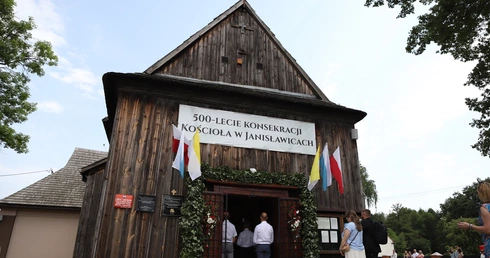 500. rocznica powstania kościoła w Janisławicach