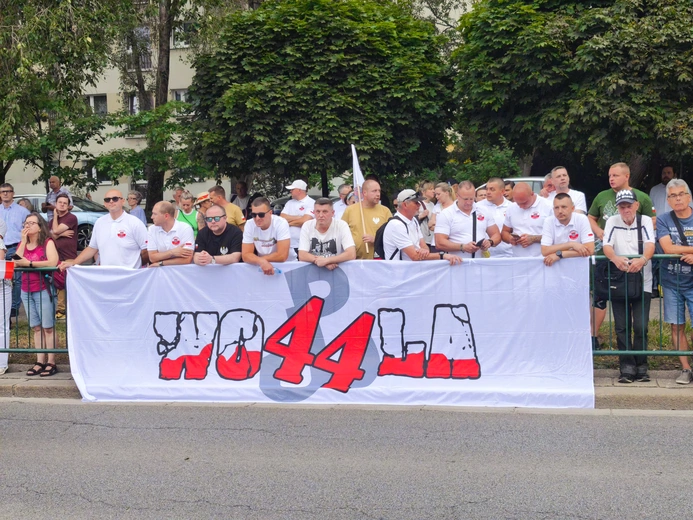 Przy Pomniku Ofiar Rzezi Woli