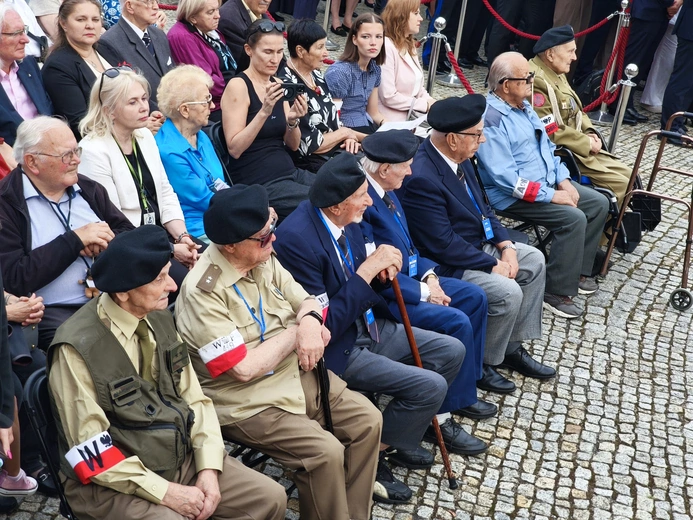 Przy Pomniku Ofiar Rzezi Woli