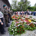 Przy Pomniku Ofiar Rzezi Woli