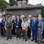 Przy Pomniku Ofiar Rzezi Woli