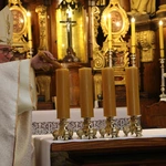 Szczawin Kościelny. Konsekracja ołtarza