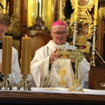 Szczawin Kościelny. Konsekracja ołtarza